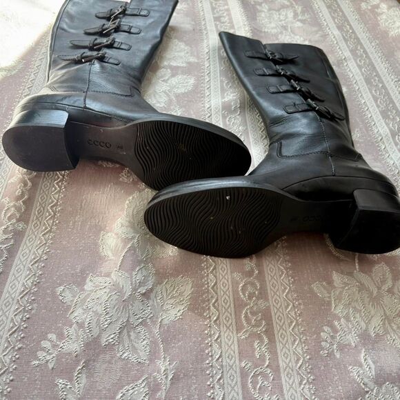 Ecco Women's High Black Boots - Picture 6 of 8